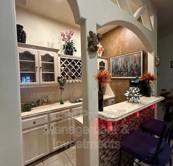 5018 S Hummer Ln — Photo 4