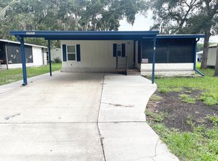 37651 Oak Lake Dr, Zephyrhills, FL 33541