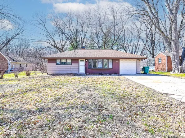 1141 N Wood Rd, Peoria, IL 61604