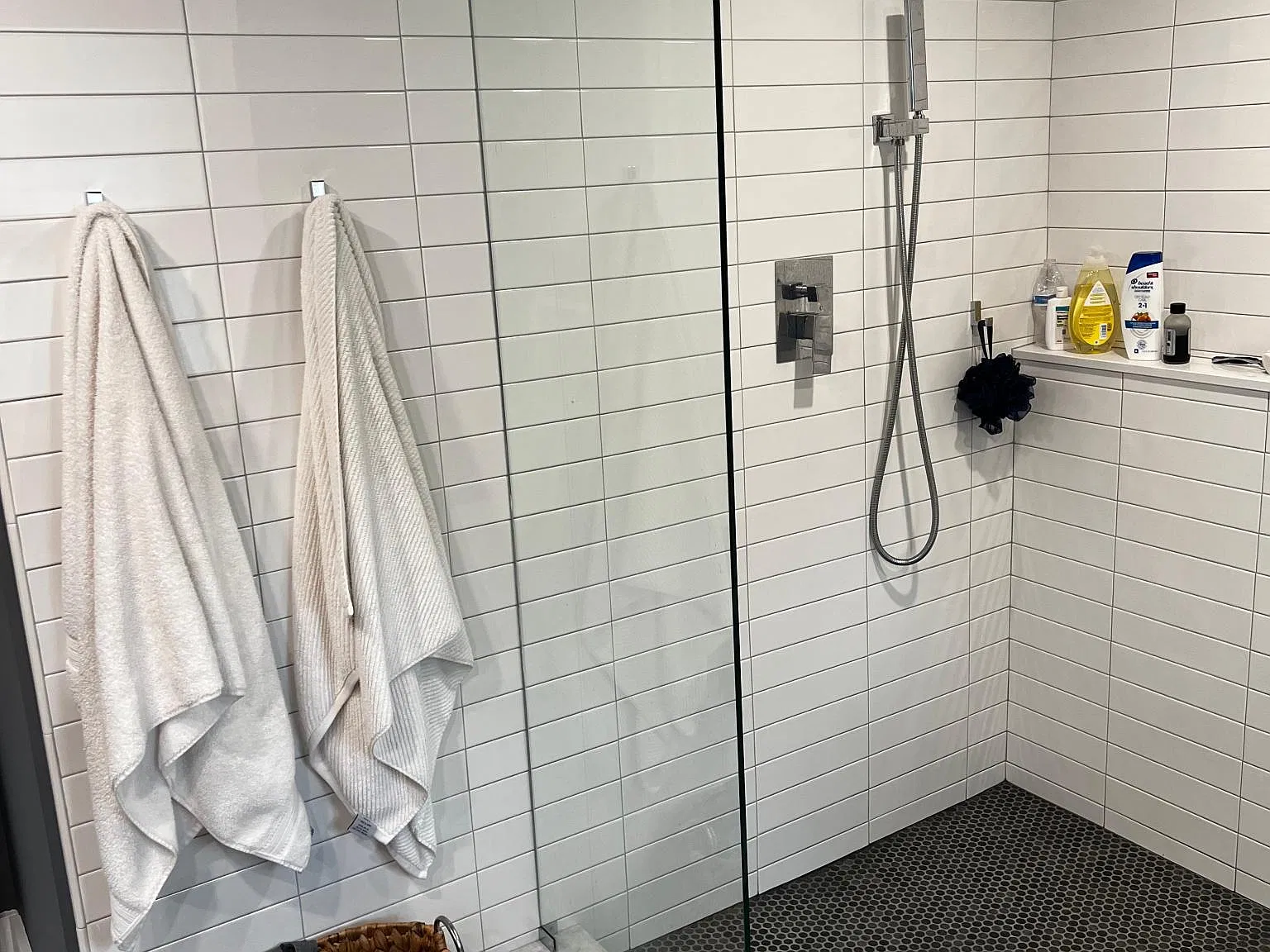 1303 Hazelwood Ave — Photo 2