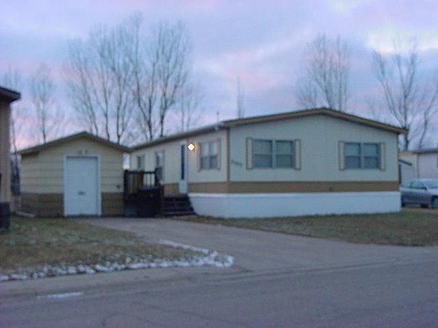 1st image of 2553 Huntington Park Dr