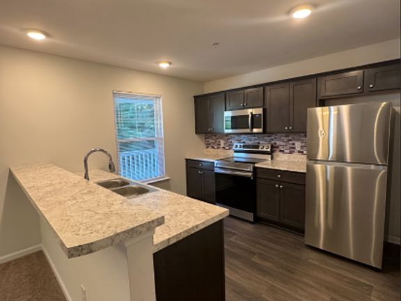 3rd image of 66 Turningstone Blvd Unit 5