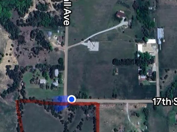 Lots 1&2 Mendenhall Hts, Fairbury, NE 68352