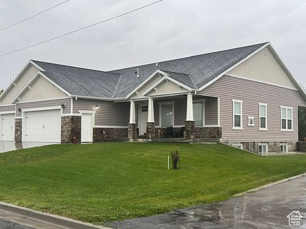 355 S 200 W, Orangeville, UT 84537