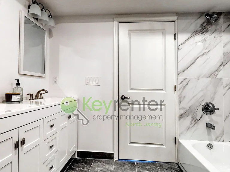 176 Pennington Ave #14 — Photo 26