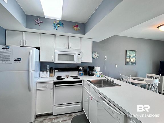 5th image of 1117 W Beach Blvd #705