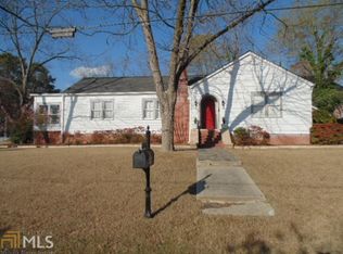 61 W New St, Winder, GA 30680