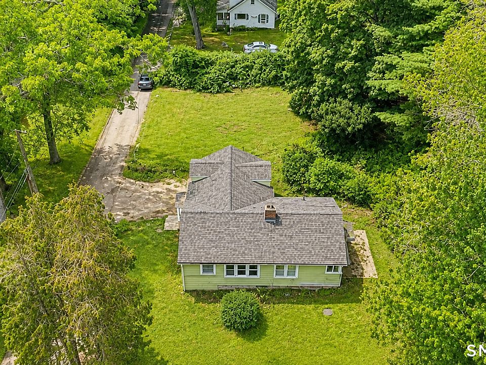 1st image of 222 Spring Road