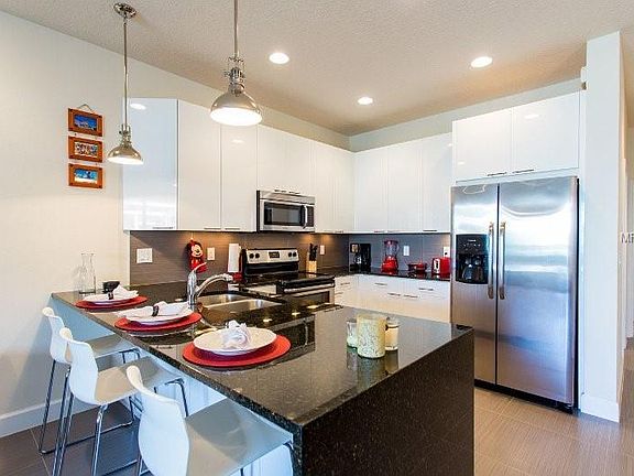5th image of 17329 Serenidad Blvd