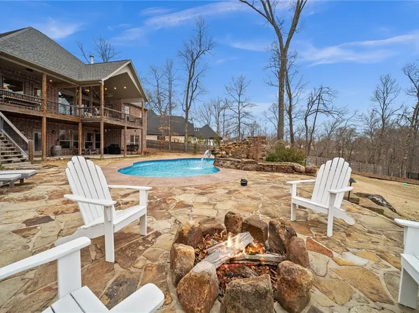 1507 Notre Dame Ct, Centerton, AR 72719