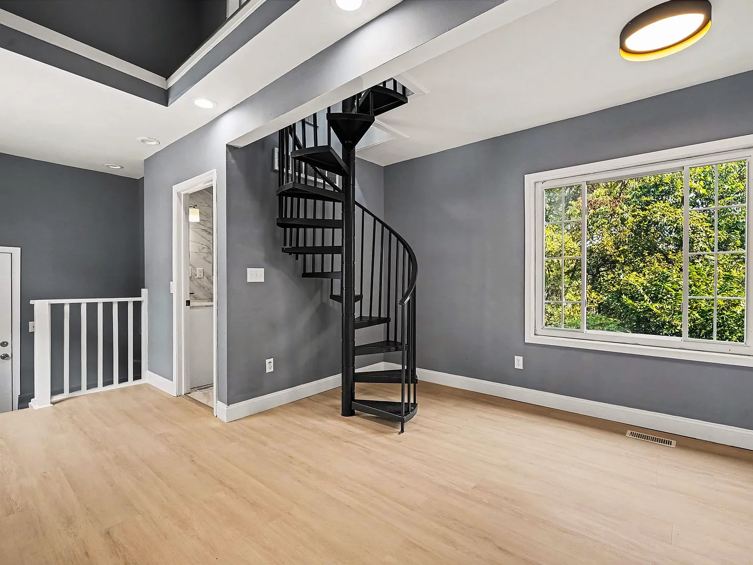 1 bed, 646 sqft, $1,600 — Photo 3