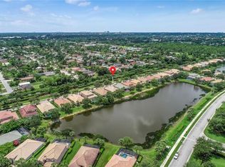 10244 Cobble Hill Rd, Bonita Springs, FL 34135