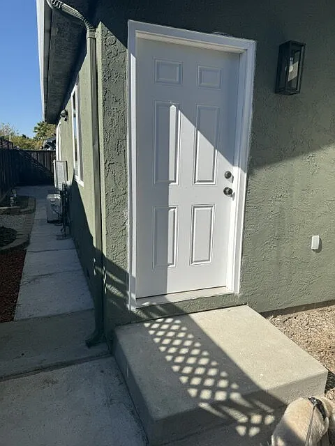 Studio, 1.0 bath, 400 sqft, $2,500 — Photo 3