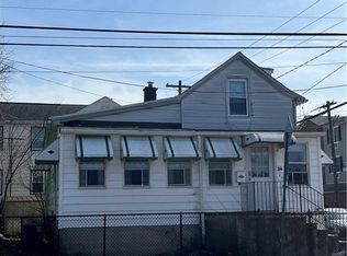 34 Bartlett St, New Brunswick, NJ 08901