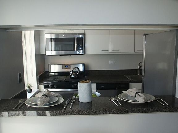 3rd image of 560 W 43rd St APT 29C