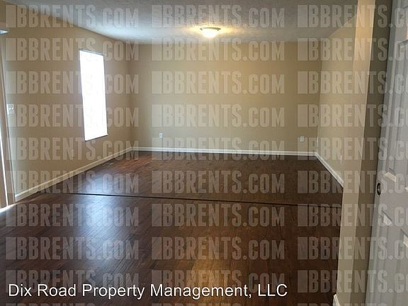 3rd image of 379 Brandon Dr