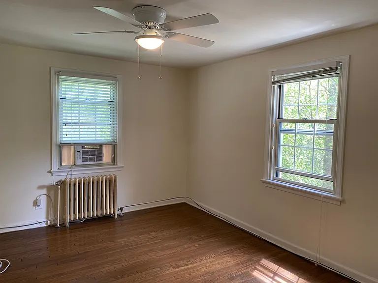 Jericho Manor Apartments — Photo 74