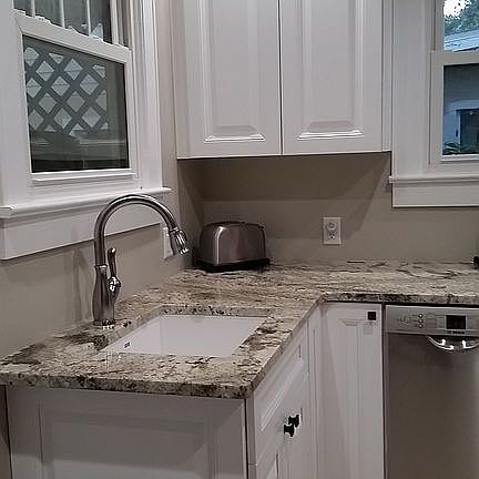 5th image of 632 36th Ave N