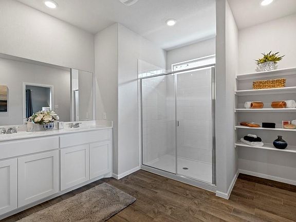 4th image of 8520 Little Acorn Dr