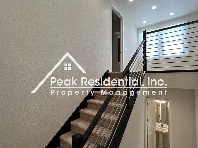 3283 Warbler Ct — Photo 13