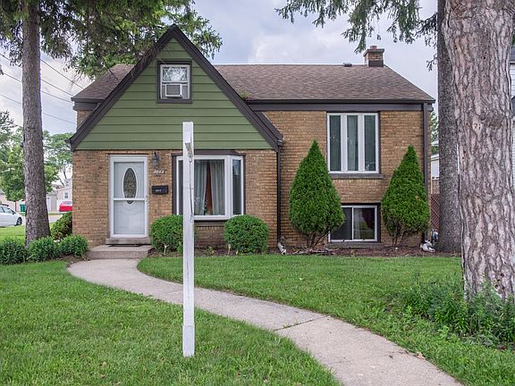 2nd image of 4044 Oak Park Ave