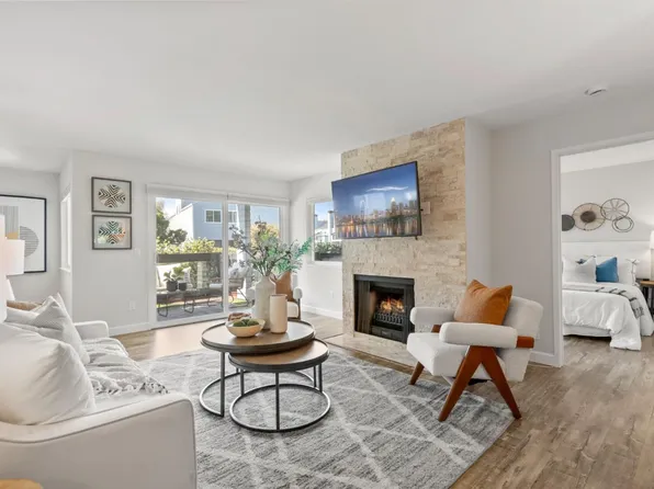 424 Barnegat Ln, Redwood City, CA 94065