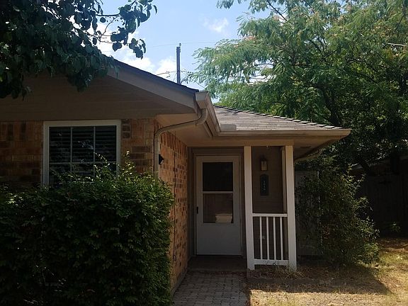 2nd image of 1816 Sheehan Ct