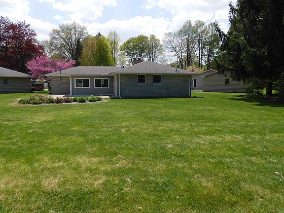 5th image of 111 Graceland Dr