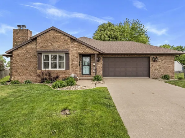 2715 Steeple Ln, Muscatine, IA 52761