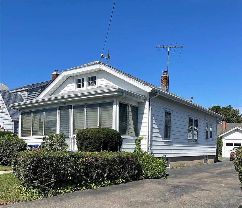 2nd image of 19 Neptune Ave