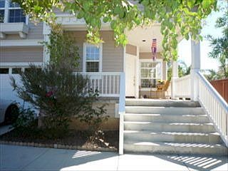 1st image of 616 Livingston Ave