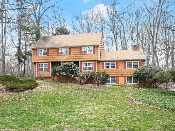 11 Clover Lane, Westport, CT 06880