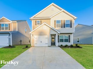 5024 Wolfridge Ave, Charlotte, NC 28214