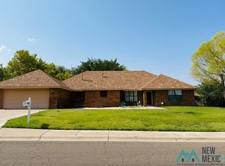 3207 Shinkle Dr, Roswell, NM 88201