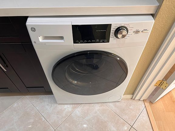 5th image of 11146 Mesquite Ave #2