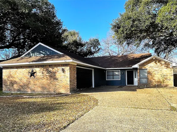 3 Circle Dr, Teague, TX 75860