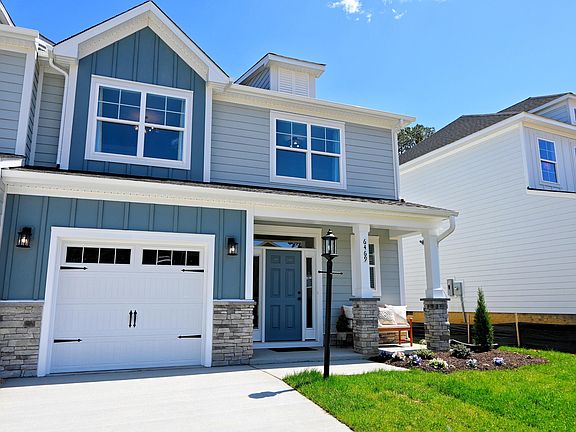 These photos are representative of this floor plan, but all options may not be available in every co