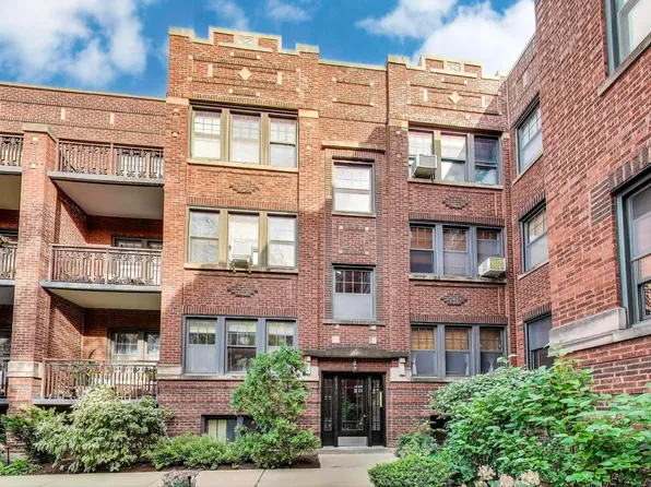 633 Garfield St #1N, Oak Park, IL 60304