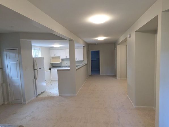 4 bedroom rental in Vancouver — photo 6