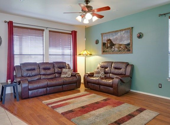 4th image of 2118 Dodge Dr