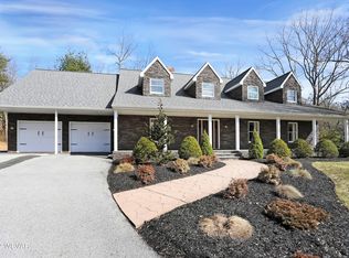 1708 Thomas Rd, Williamsport, PA 17701