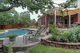 1st image of 218 Lairds Dr
