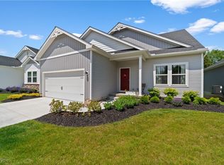 724 Hampshire Ct, Amherst, OH 44001