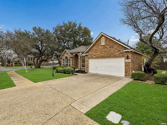 3rd image of 13503 Voelcker Ranch