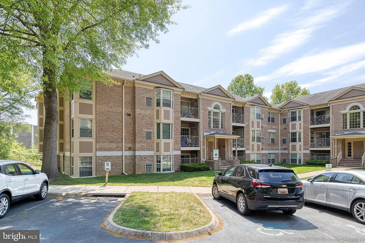 Building Photo - 3512 Thomas Pointe Ct #1B