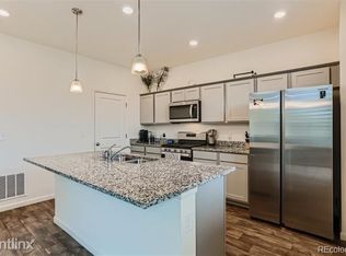 2340R Mountain Sky Dr, Fort Lupton, CO 80621