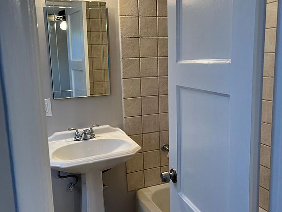 3rd image of 396 Carroll Park E #2