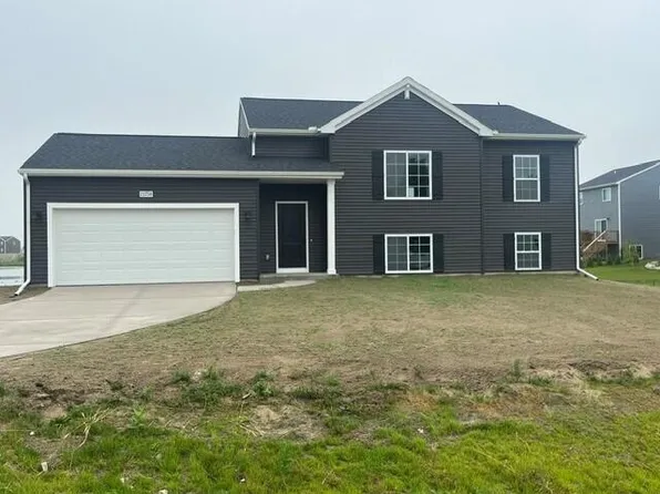 13759 Quincy St, Holland, MI 49424