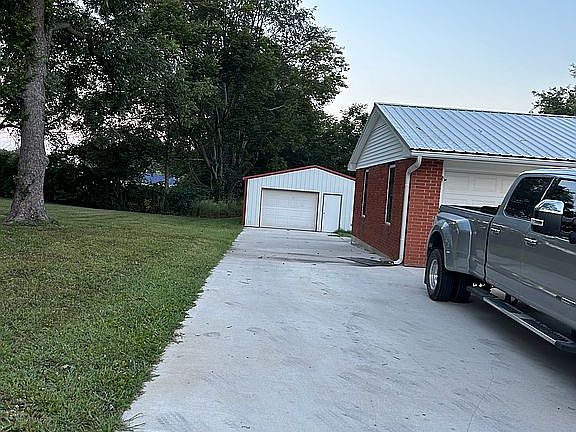 2nd image of 5188 State Highway 25