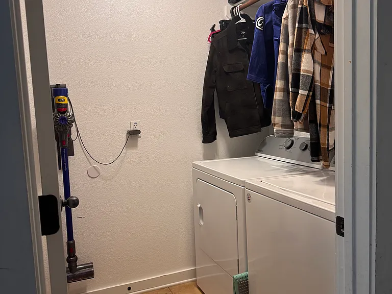 1803 Green Haven Dr — Photo 15